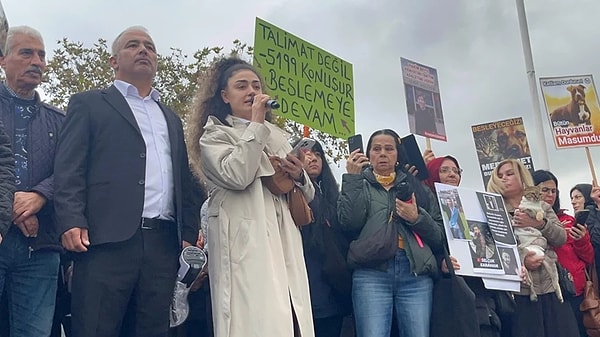 Konuşmacılar arasında Dilan Çıtak da vardı.