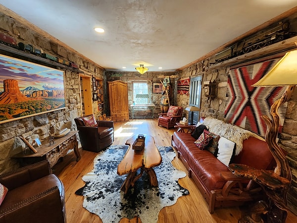 Senin yaşam felsefen biraz duygusal!