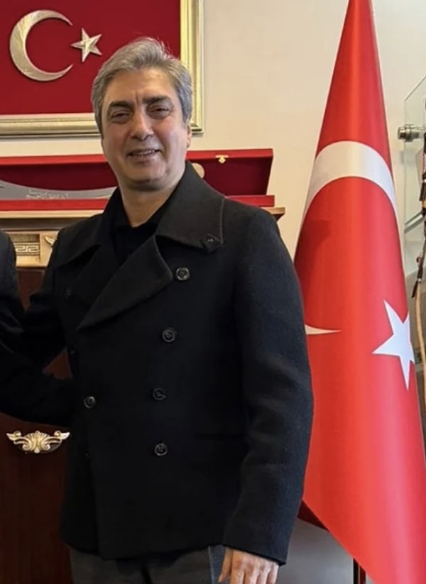 Uzun süredir ortalarda görünmeyen Necati Şaşmaz, “Ankara ziyareti” notuyla paylaştığı fotoğrafla yeniden gündeme oturdu.