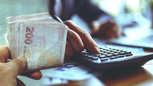 Teklife tepkiler de var.