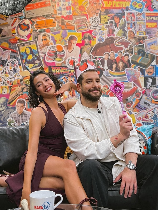 Bu kez Aybüke Pusat, katıldığı bir programda sempatik tavırlarıyla gündem oldu.