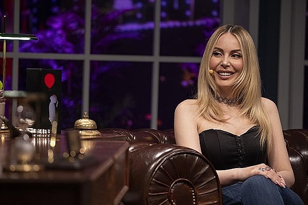 Hande Sarıoğlu'nun Kariyer Hayatı