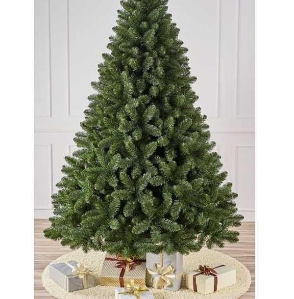 Yılbaşına geri sayım başlamışken, hazırlıklar da tüm coşkusuyla devam ediyor! Yeni yıla girerken bir yılbaşı ağacı, olmazsa olmazlardan.