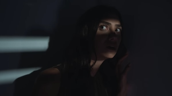 Kanal D'nin ilgiyle izlenen dizisi Güller ve Günahlar, geçtiğimiz haftalarda travmatik bir sahneyle gündem oldu.