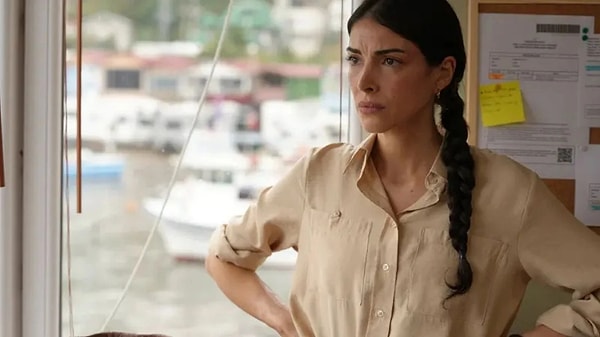 TRT 1'in ilgiyle izlenen dizisi Taşacak Bu Deniz'in tüm kadrosu sosyal medyayı aktif olarak kullanmaya devam ediyor.