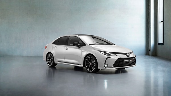 Tüm zamanların en çok satan otomobili Toyota Corolla oldu.