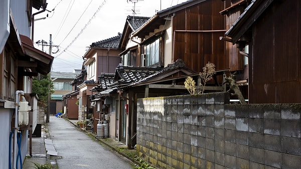 Japonlar kış ayları geldiğinde tarçını evlerinin kapısından eksik etmez.