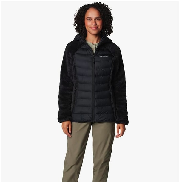 Neme ve lekelere direnç gösteren Omni-Shield dış kumaş, sıvıların kumaşa nüfuz etmesini engelleyerek montu temiz ve kuru tutuyor.