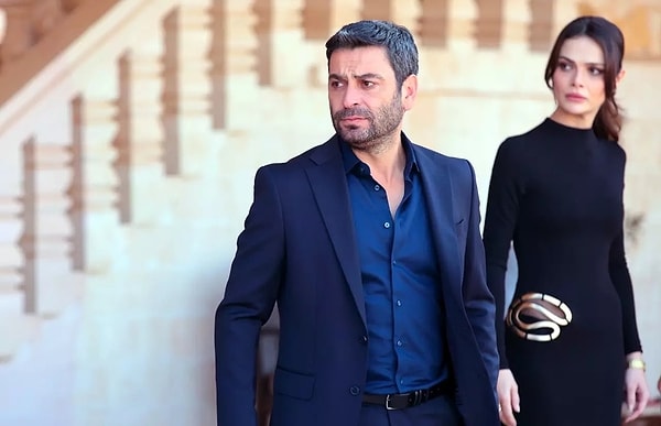 Pazartesi akşamlarının tartışmasız galibi Uzak Şehir, 8 Aralık akşamı yine en çok izlenen dizi oldu.