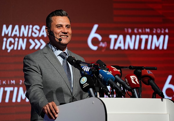 Manisa Büyükşehir Belediye Başkanı Ferdi Zeyrek hayatını kaybetti.