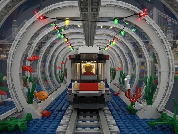 Marmaray kıtalar arasındaki hızlı bir geçiş sihri gibi.