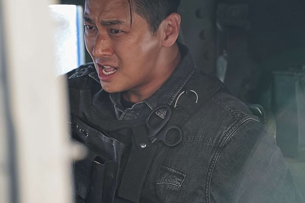 8. Jung-jeung-eui-sang-sen-teo