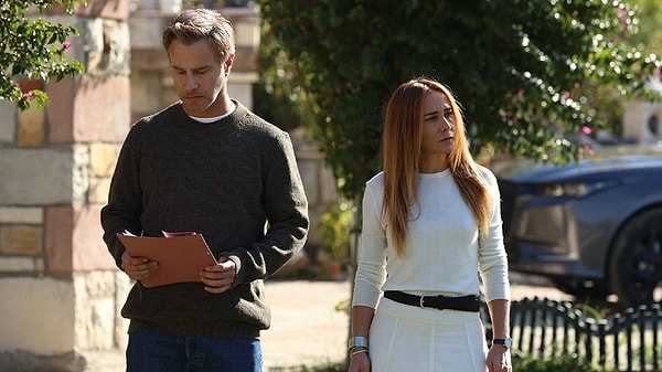 Burçin Terzioğlu ve Özgür Çevik - Ben Leman