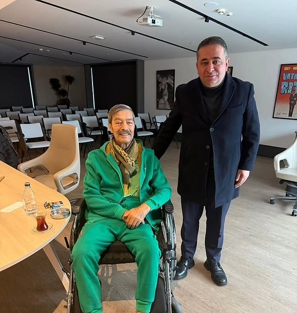 İstanbul Fatsalılar Derneği Başkanı Osman Cayak’ın ziyareti sırasında çekilen görüntülerle Kadir İnanır'ın son hali ortaya çıktı.