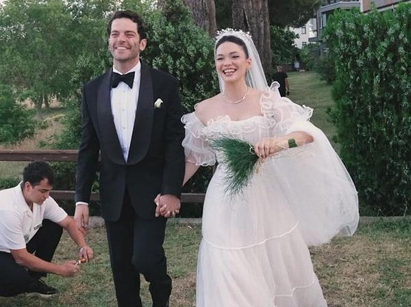 1. Beste Kökdemir'in gelinliğine puanın kaç?