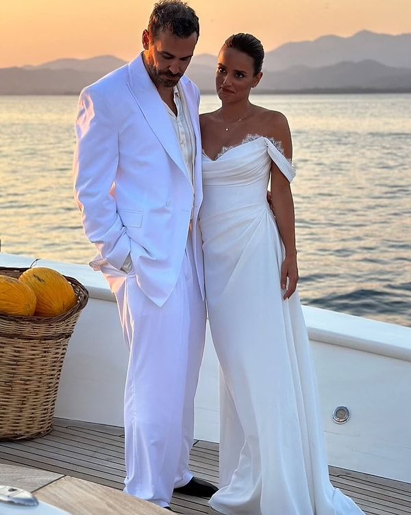 8. Bestemsu Özdemir'in gelinliğine puanın ne?