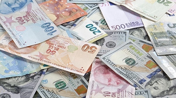 Avrupa Merkez Bankası (AMB) vatandaşlara evlerinde nakit bulundurmaları konusunda çağrıda bulundu.