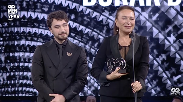 Yılın Yükselen Yıldızı - Burak Dakak