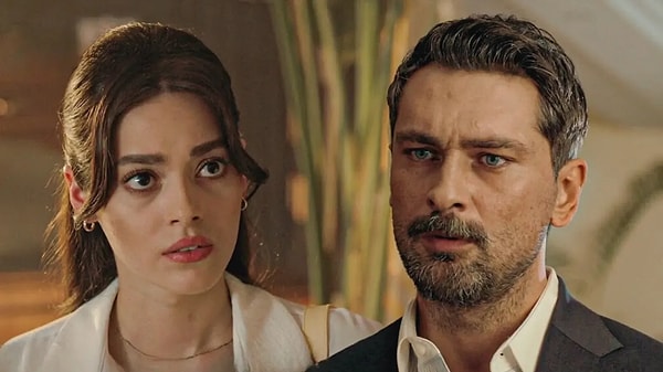 34. Aynadaki Yabancı