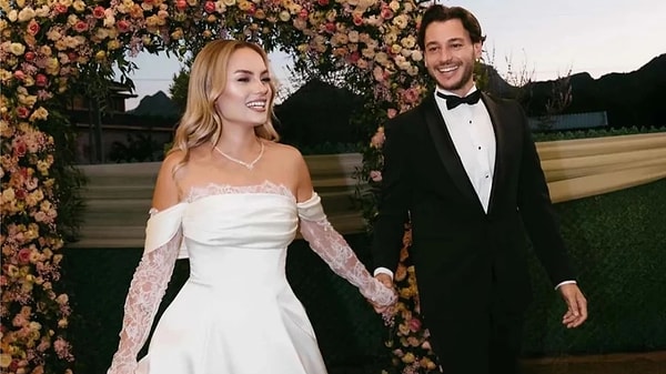 Başak Karahan ile Halil Ünlü eylül ayında hayatlarını birleştirmişti.