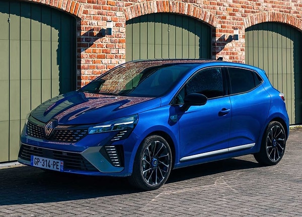 Yılın en çok satış yapan otomobil markası Renault, en çok satanlar listesinde Clio ve Megane ile zirveye yerleşti.