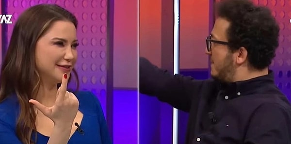 Prof. Dr. Oytun Erbaş, Mert Başaran ve Türker Akıncı ile birlikte Beyaz TV ekranlarında 'Daha Neler' programına başladı.