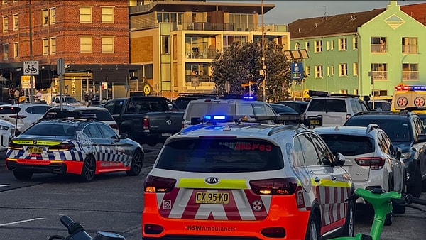 Two individuals wreaked havoc at Bondi Beach in Sydney, Australia, armed with long-barreled weapons and explosives.