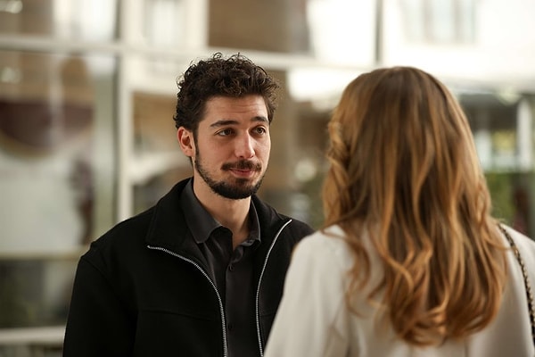 Geçtiğimiz günlerde dizinin yayın günü Salı’dan Pazar’a alınmıştı.