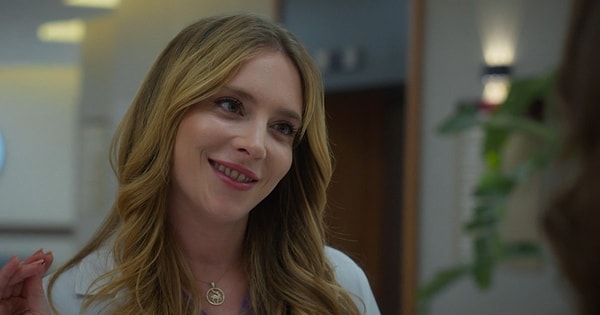 Hayal Köseoğlu, Bahar'ın kendisi yüzünden final yaptığını iddia eden izleyiciye sert çıktı.