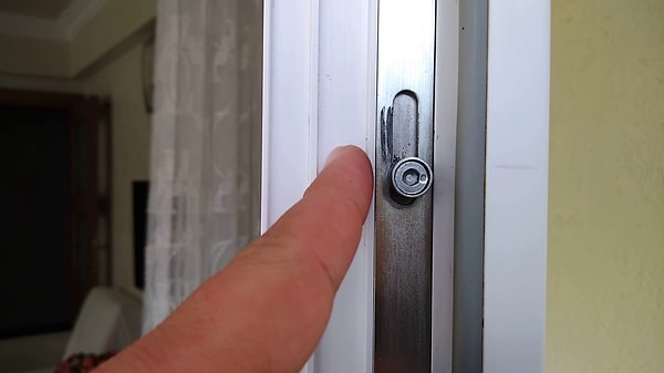 Basit bir öneri daha: Pencerelerin kış ayarını yapmak!