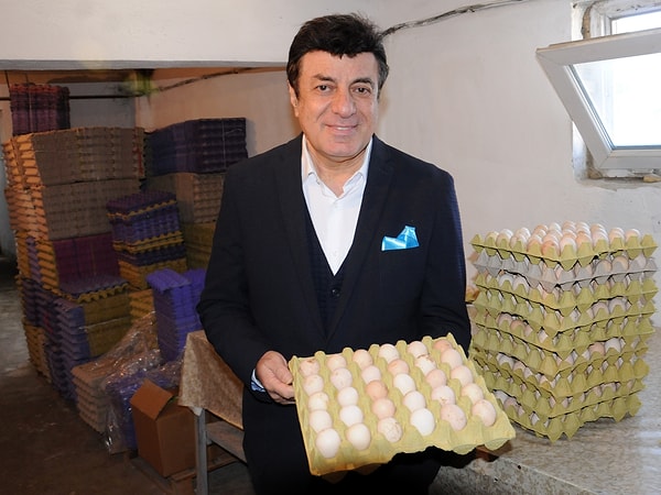 Sözcü’nün haberinde yer alan ifadelerine göre Coşkun Sabah, yumurta işinin çok yorucu olduğunu, özellikle “başında olmayınca” işlerin beklenildiği kadar kolay yürümediğini anlattı.