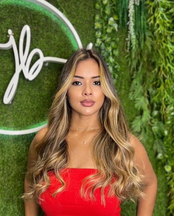 The suspicious death of Maria Katiane Gomes da Silva, a social media sensation from Brazil, is currently the talk of the town.