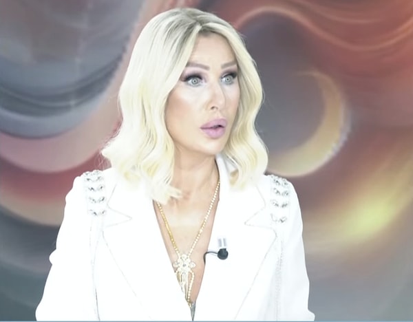 Geçtiğimiz saatlerde, Güllü'nün çocuklarıyla ilgili dikkat çeken bir detay ortaya çıktı.