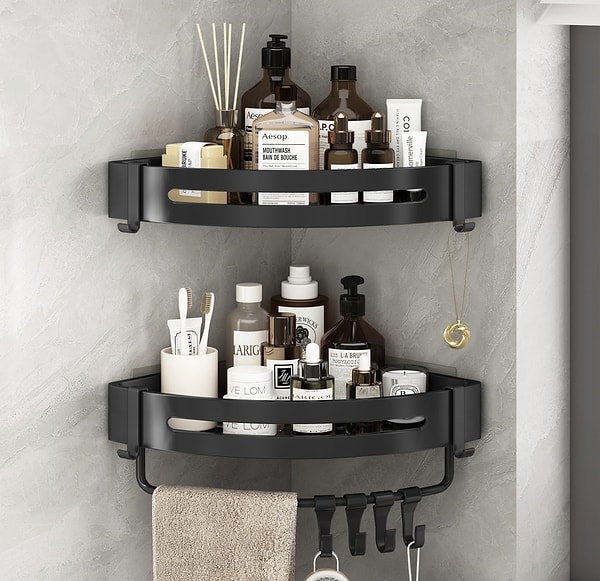 Banyonuzdaki karmaşayı düzeltecek, şampuan ve duş jellerinizi hizaya sokacak şık bir düzenleyici.