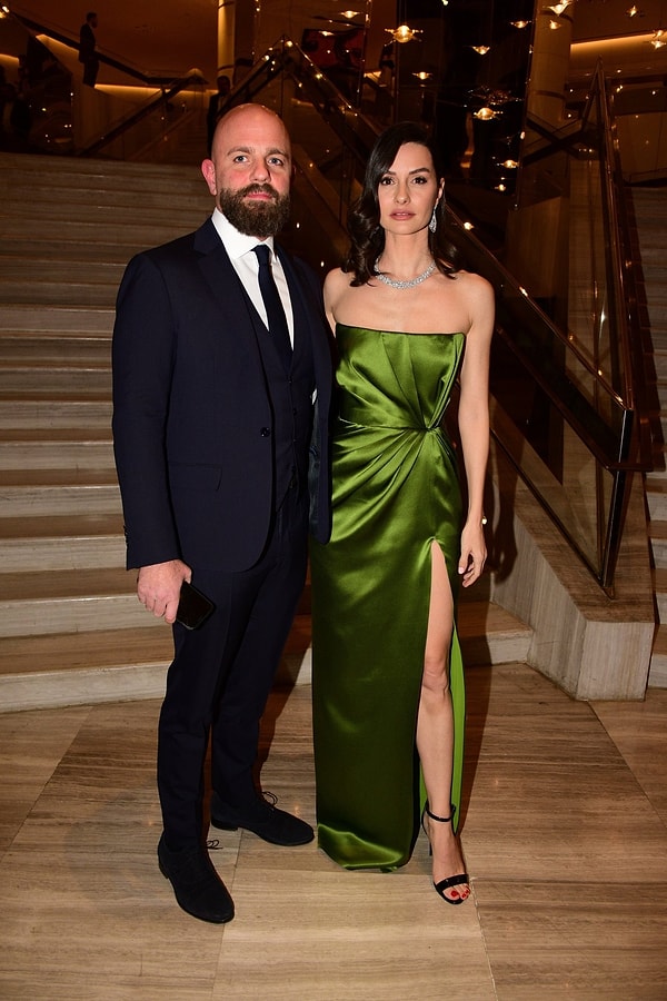 Yasemin Ergene ve İzzet Özilhan