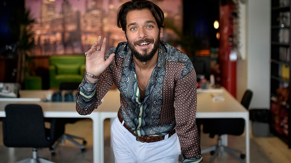 Dijital dünyanın deneyimli isimlerinden biri olan Hayrettin, enerjisini 2025 yılında da yeni nesil içerik anlayışıyla birleştirdi.