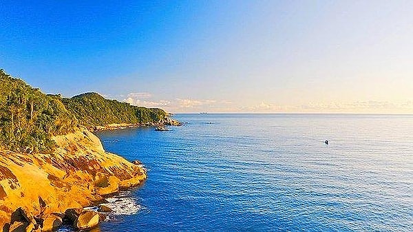 6. Kıta sahanlığı anlaşmazlığı Türkiye'nin hangi ülke ile yaşadığı bir sorundur?