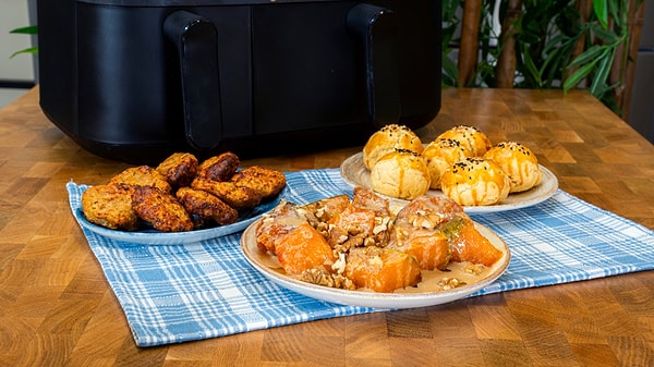Patatesli Mini Poğaça, Tavuk Köftesi ve Tahinli Balkabağı Tatlısı Nasıl Yapılır?