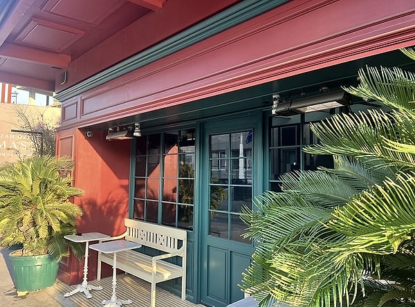 Ünlülere gizlilik ve mahremiyet sağlayan mekan: Kütüphane