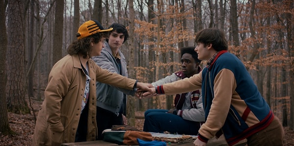 5. sezonun ilk kısmı 27 Kasım'da yayınlanan Stranger Things, hayranları sayesinde Netflix'in kısa süreli çökmesine neden olmuştu.