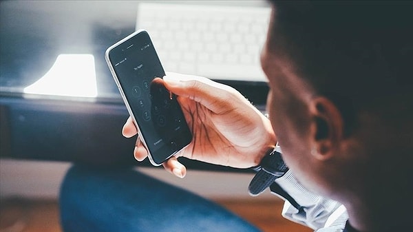 Yargıtay, günlük hayatta basit bir eylem gibi görülen telefon numarası paylaşımı konusunda emsal niteliğinde bir karara hükmetti.