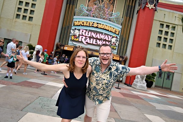 Sadece harcamaları kısmakla yetinmeyen çift, kazandıkları her kuruşun nereye gittiğini de yakından takip etti.