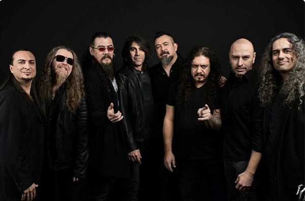 Bir yıldızlar karması kadrosu!