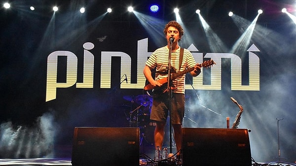 8. Pinhani- Dön Bak Dünyaya