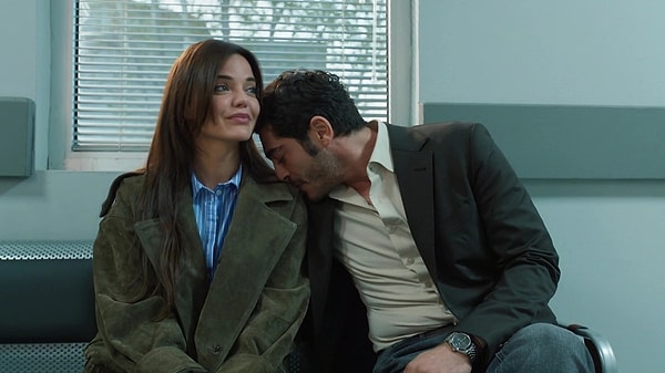 NOW'ın yeni sezon için en sevilen işlerinin başında Sahtekarlar yer alıyor.