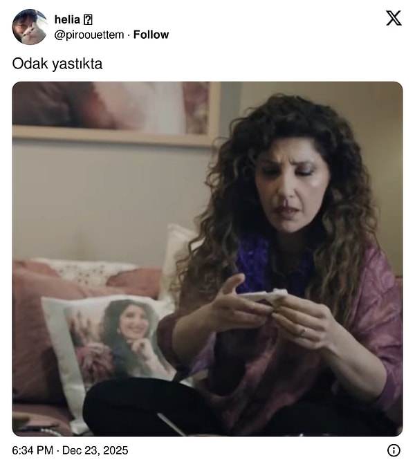 Yavaşça yastığa bakın!