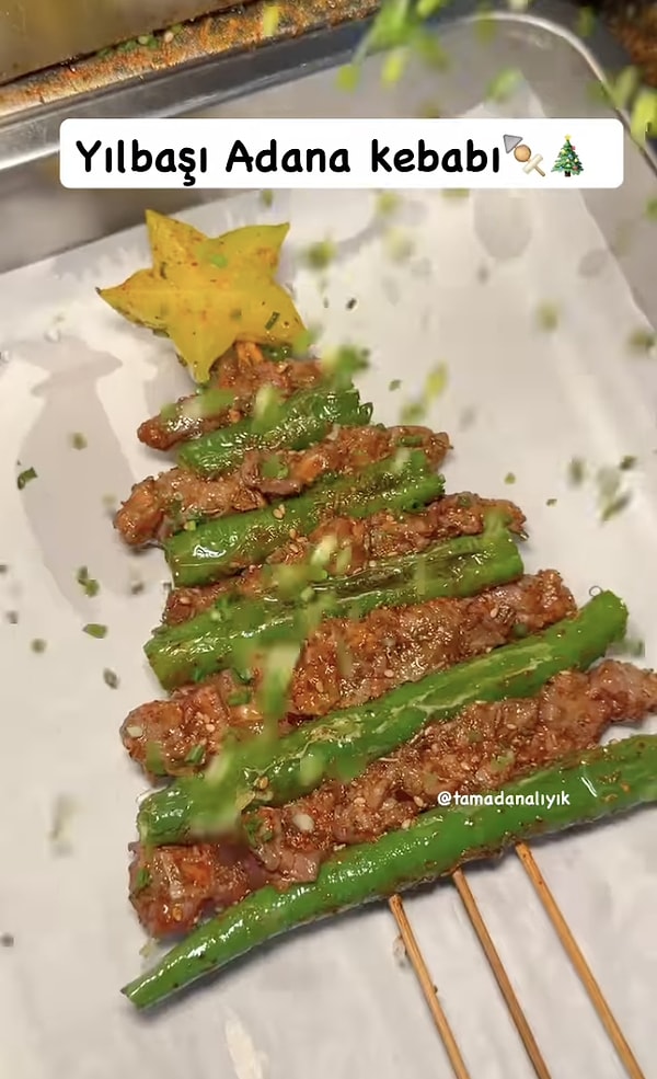 Adanadan yılbaşı ağacı olmaz olur mu?