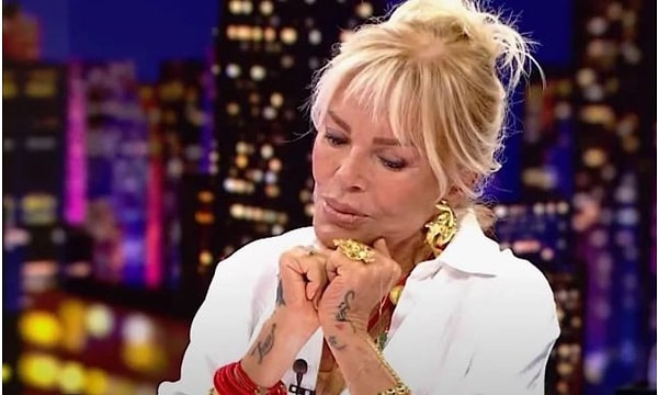 Elektronik sigaranın "kaliteli, kokusuz, daha az zararlı" gibi pazarlanmasına da tepki gösteren Pekkan, net bir uyarı yaptı: