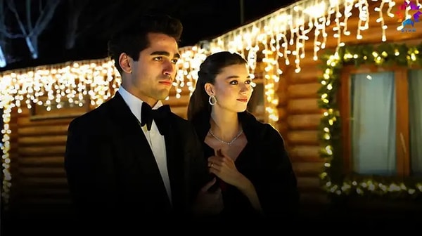 Dizi ve filmlerde yapılan birtakım aldatmacalarla birlikte zamandan kâr etmek mümkün.