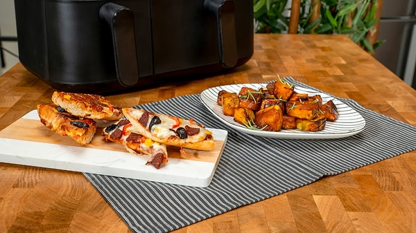 Soya Soslu Bal Kabağı ve Peynirli Baget Pizza Nasıl Yapılır?